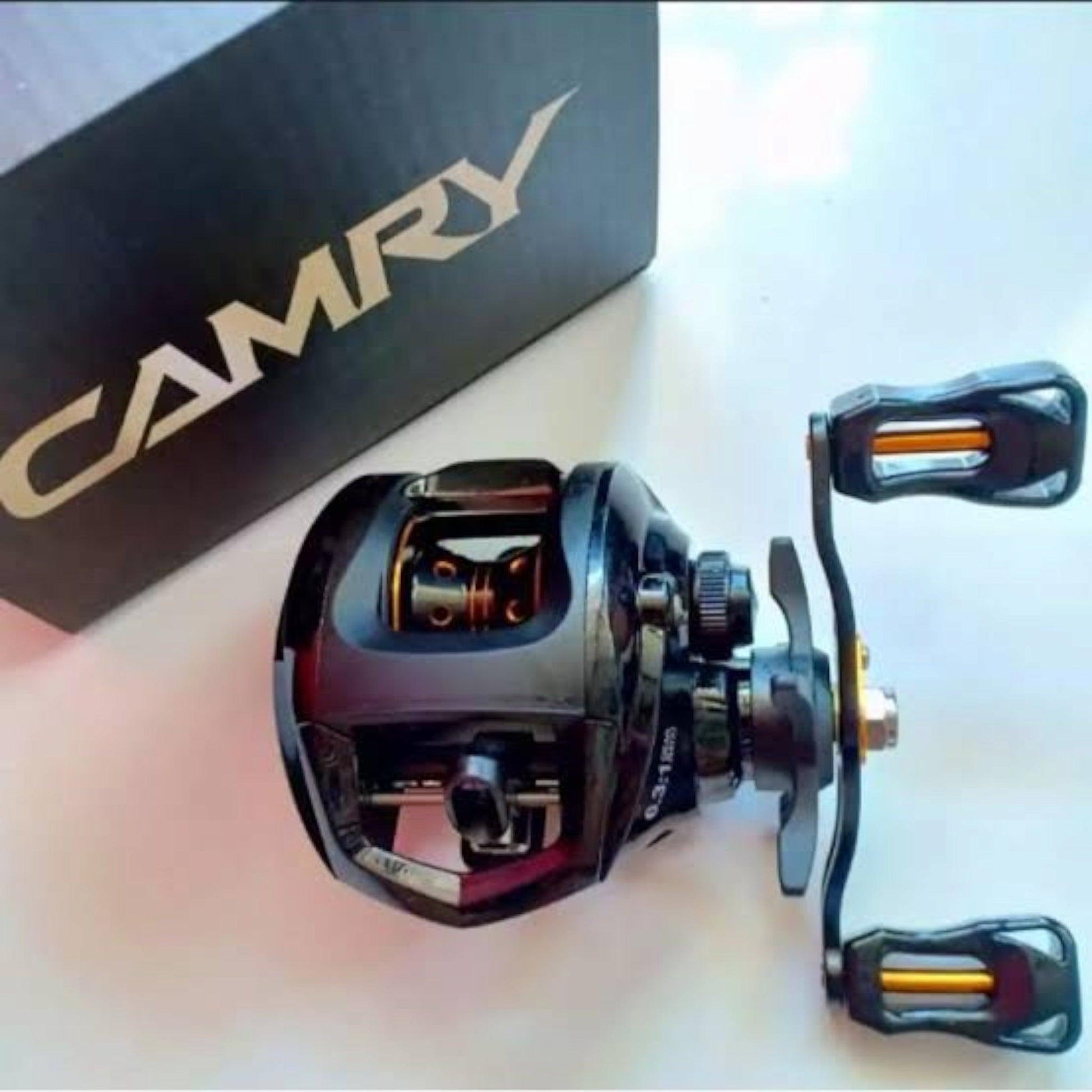 Camry Baitcasting Reel – Lightweight, Smooth Drag for Freshwater & Saltwater.